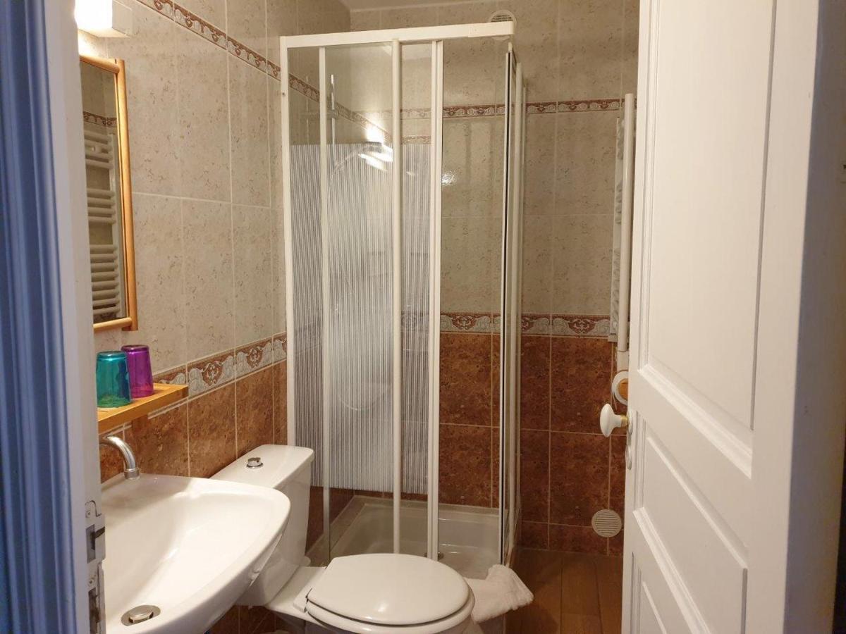 Chambres D'Hotes Et Gites- L'Abri Sous Roche Tautavel Εξωτερικό φωτογραφία