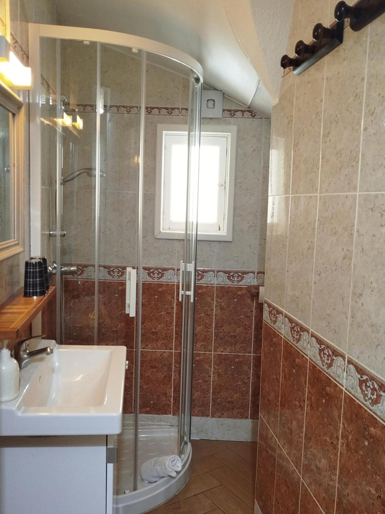 Chambres D'Hotes Et Gites- L'Abri Sous Roche Tautavel Εξωτερικό φωτογραφία
